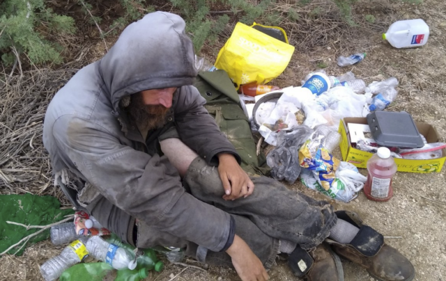 8/10/22 6 pm: Elliot south of MM 15 on the east side of Stockton Hill Rd.